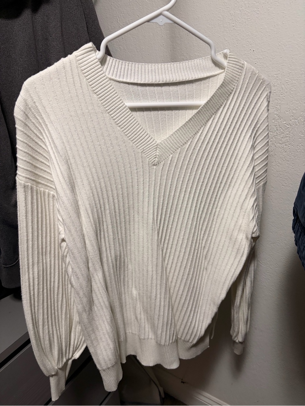 PRICED TO SELL! MAKE AN OFFER! 
LOFT Ivory Ribbed V-Neck Sweater
